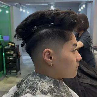ショート メンズ 朝久 岳志のヘアスタイル