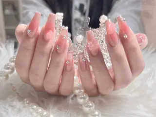 ネイル FLY Nail Salonのネイルデザイン