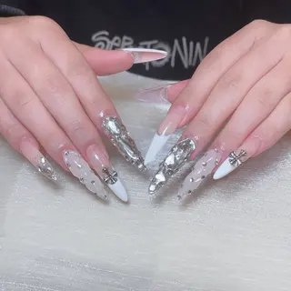 ネイル Una NAILMANAMIのネイルデザイン