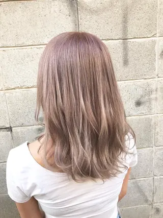 カラー 最高級エクステ /羽エクステ白石宇由のヘアスタイル