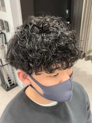 ショート 京都河原町 メンズパーマ助川龍哉のヘアスタイル