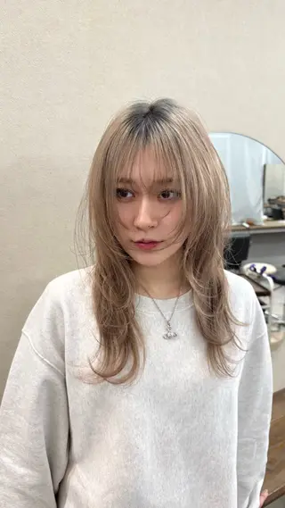 ロング shio ハイトーン 💗【福岡天神】のヘアスタイル