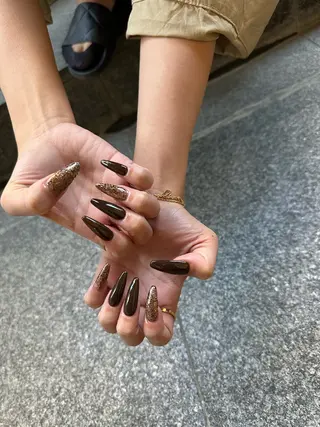 ネイル 長谷川 奈緒美のネイルデザイン