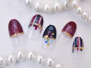 ネイル Tiary Nail Yのネイルデザイン