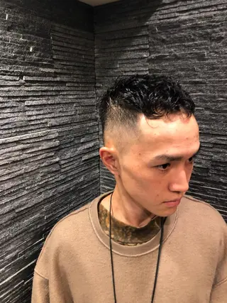 ショート パーマ メンズ 木村 りきのヘアスタイル