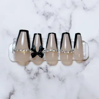 ネイル 🍭Yun nail hyejin🌸のネイルデザイン