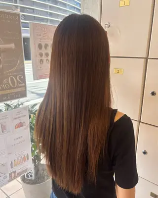 カラー フクシマ ナナミのヘアスタイル