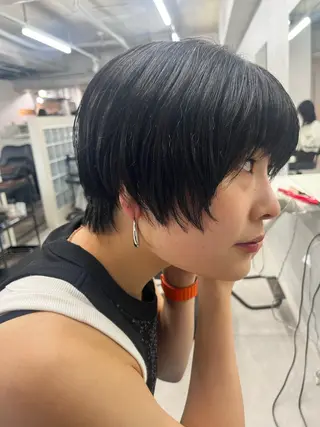 ショート カラー anon Loemのヘアスタイル
