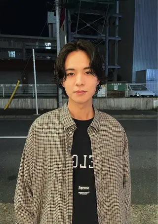 ショート パーマ メンズ 難波 晃助のヘアスタイル