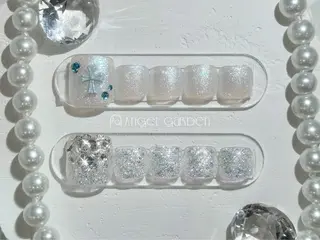 ネイル めぐ 💫ワンホンネイルのネイルデザイン