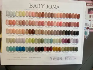 ネイル 南田 リジュンのネイルデザイン
