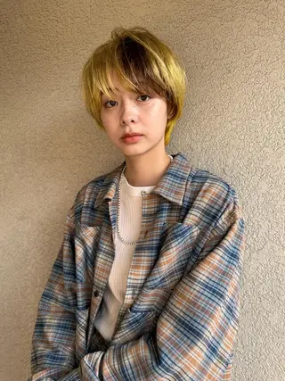ショート カラー メンズカットパーマ/ ブリーチ高柳将太のヘアスタイル