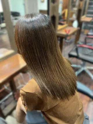 セミロング カラー パーマ 伊東 颯のヘアスタイル