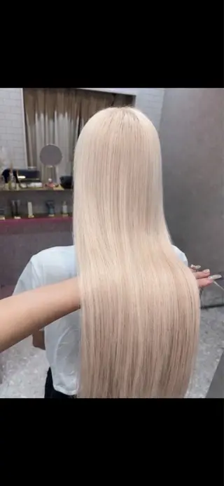 カラー Rio /ハイトーン /透明感カラーのヘアスタイル