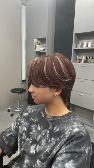 カラー PALO/ アンナのヘアスタイル
