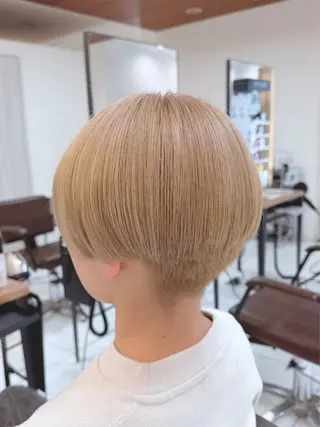 ショート カラー 八木菜美 似合わせ/ニュアンスのヘアスタイル