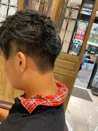 メンズ アイリスト 蓑島伶奈の眉毛・アイブロウイメージ