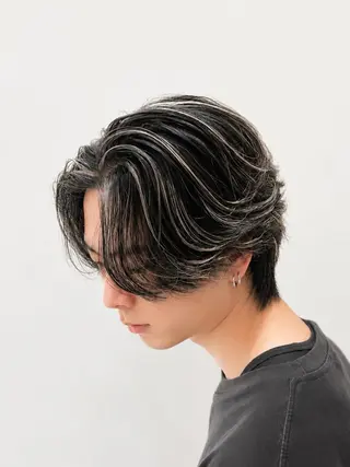 ミディアム カラー メンズ ✨白髪ぼかし/ ショート✨吉岡 弘のヘアスタイル
