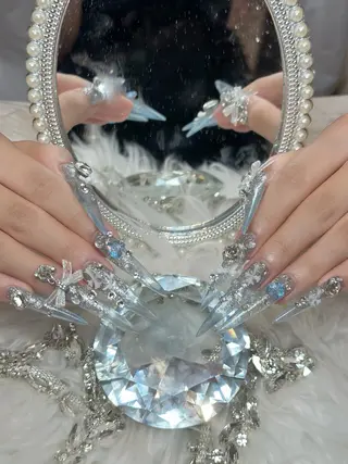 ネイル Eli Muse 新宿ネイルのネイルデザイン
