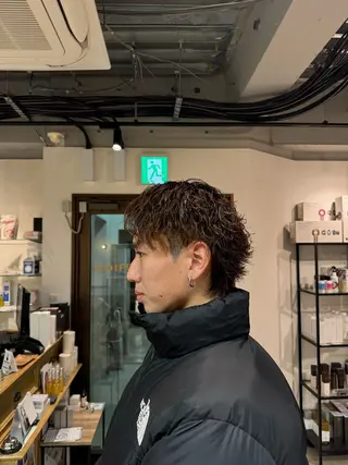 パーマ メンズ 林 龍誠のヘアスタイル