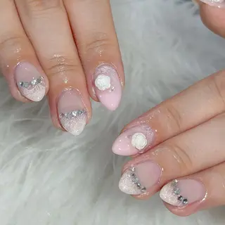 ネイル LAVISH nanamiのネイルデザイン