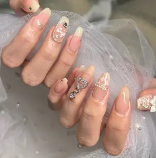 ネイル N. bebeのネイルデザイン