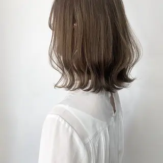 ミディアム YU RAのヘアスタイル