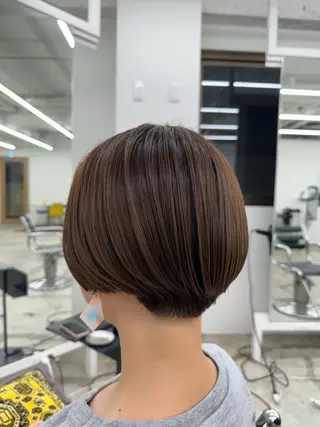 ショート ボブショート/岩崎 明生のヘアスタイル