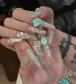 ネイル D-BEAUTY Nailsalonのネイルデザイン