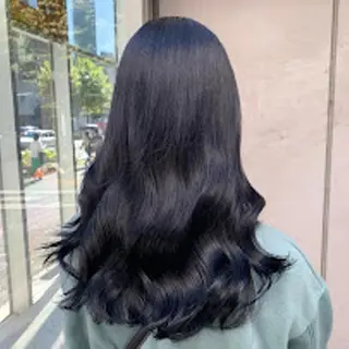 カラー 🪞official FRUITS渋谷🩰のヘアスタイル