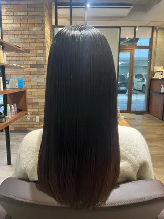 セミロング 艶カラー推し! なかはらあかりのヘアスタイル