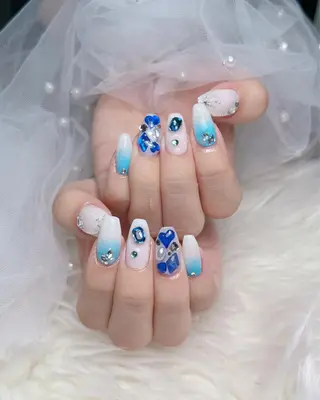 ネイル lucky nail 歌舞伎町のネイルデザイン