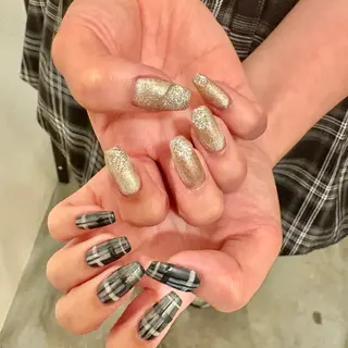 ネイル VIBLISS福岡 tomokoのネイルデザイン