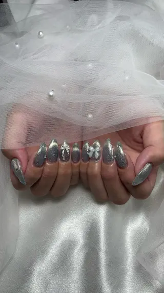 ネイル Yuna 𝝑𝝔*.+ﾟのネイルデザイン
