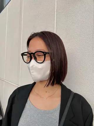 ショート カラー 松坂 真衣のヘアスタイル