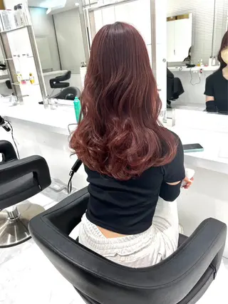 セミロング カラー ヘアアレンジ 🫧モテる💗ダメー ジレスハイトーン🫧のヘアスタイル