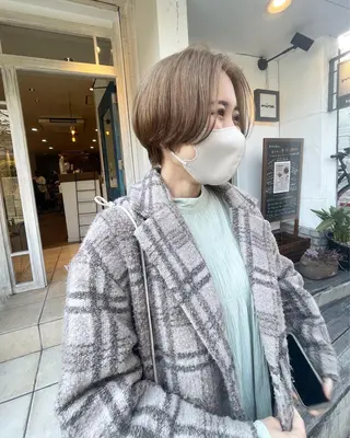 ショート カラー 🙃 透明感カラー/ボブのヘアスタイル