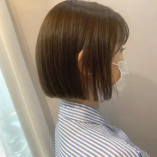 ショート カラー hubhair レイヤー/透明感のヘアスタイル
