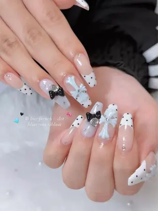 ネイル Luna ri..のネイルデザイン