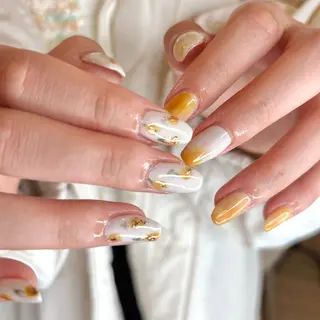 ネイル moi nail ˙⋆.˚のネイルデザイン
