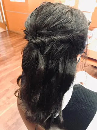 ミディアム ヘアアレンジ セト マユミのヘアスタイル
