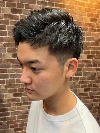 ショート カラー パーマ ヘアアレンジ メンズ キッズ ネイル マツエク・マツパ アイブロウ 久木原 ゆりのヘアスタイル