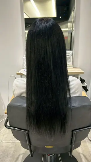 ロング カラー himari💜 酸性ストレートのヘアスタイル