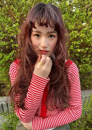 セミロング カラー ROZAgerme 落海一花🦋のヘアスタイル
