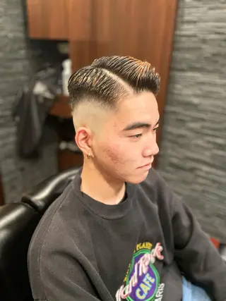 ショート 代表 武田晃英のヘアスタイル