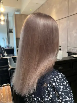 ミディアム カラー 🎀ハイトーン・艶 カラー HANA🎀のヘアスタイル
