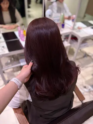 ミディアム レイヤーカット/ 髪質改善💘Ainaのヘアスタイル