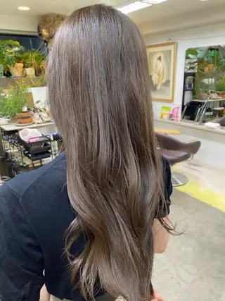 ロング カラー Moca 〰️のヘアスタイル