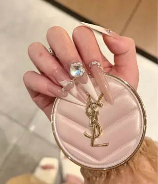 ネイル Luna Gladeのネイルデザイン
