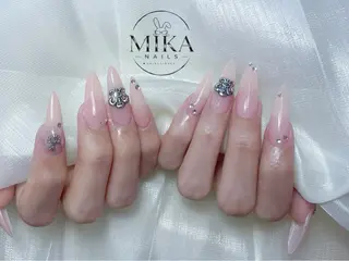 ネイル Rina Mika Nailsのネイルデザイン